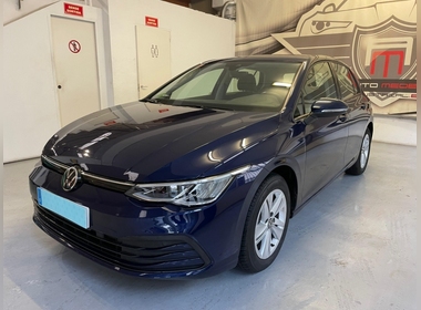 Volkswagen - Golf VIII