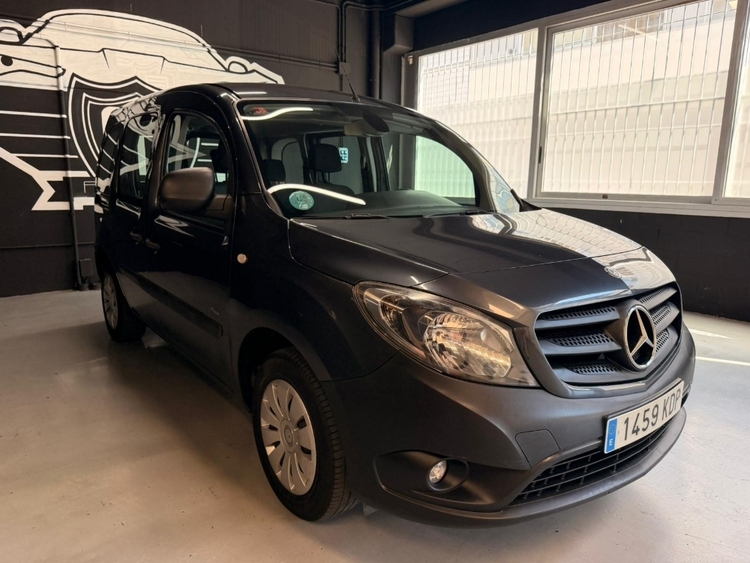 Mercedes-Benz Citan 109 CDI Largo (A2)(415.703) foto miniatura
